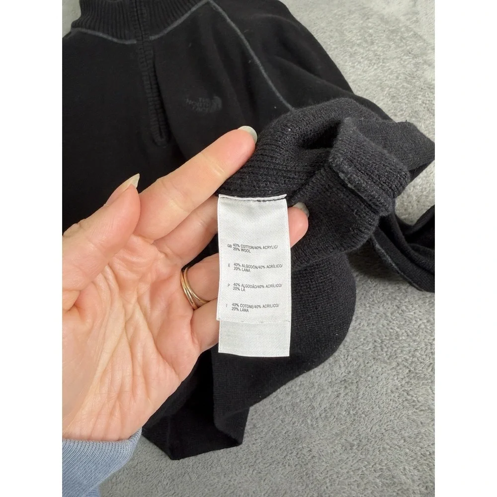 The North Face 1/4 Zip Sweater Men's Size Large Black